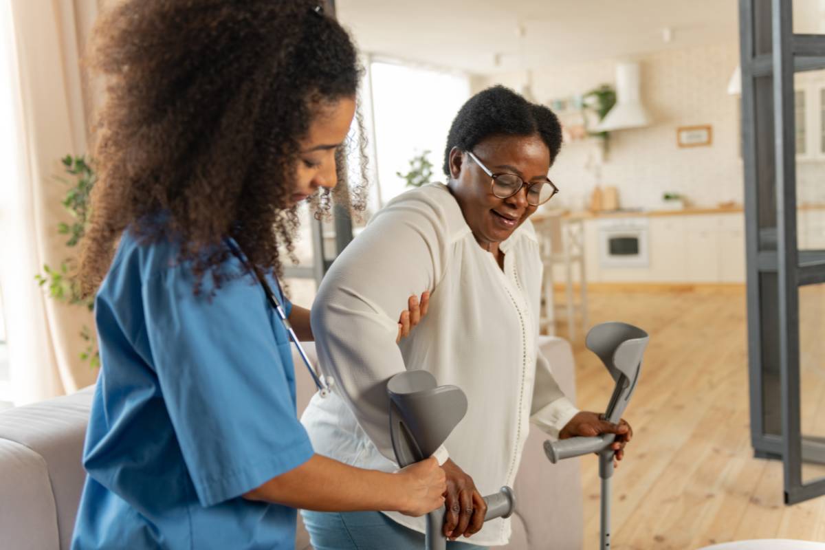 ./what-is-a-home-health-aide_M4s9MX2_1787867113143